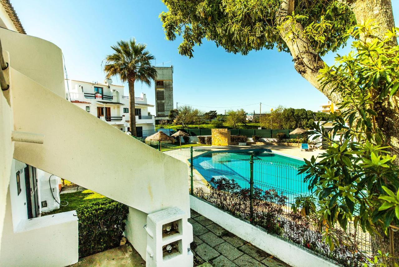B20 - Sun And Pool Apartment Lagos Ngoại thất bức ảnh