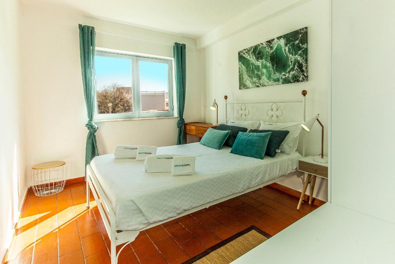 B20 - Sun And Pool Apartment Lagos Ngoại thất bức ảnh